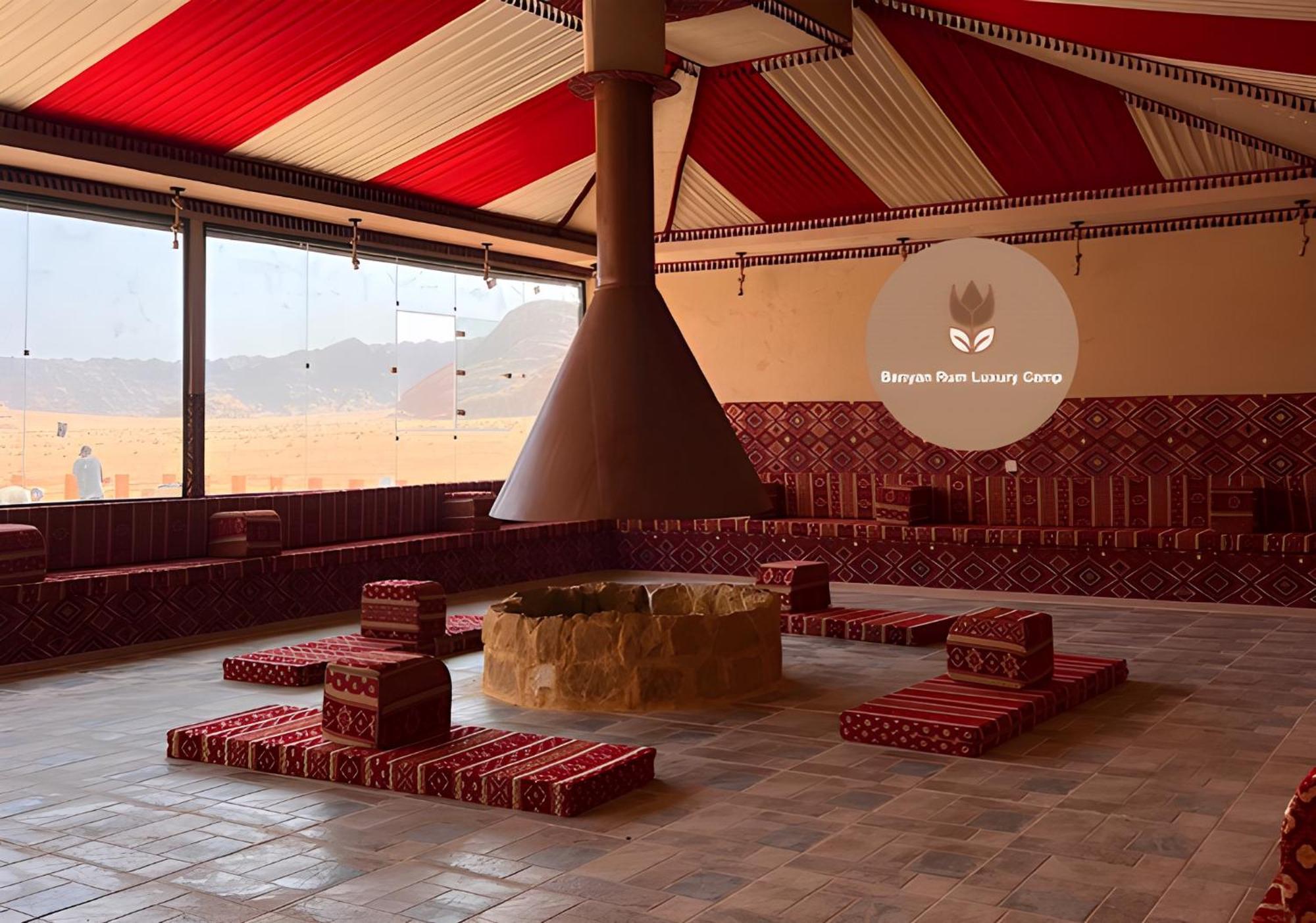 Banyan Luxury Rum Camp Wadi Rum Esterno foto