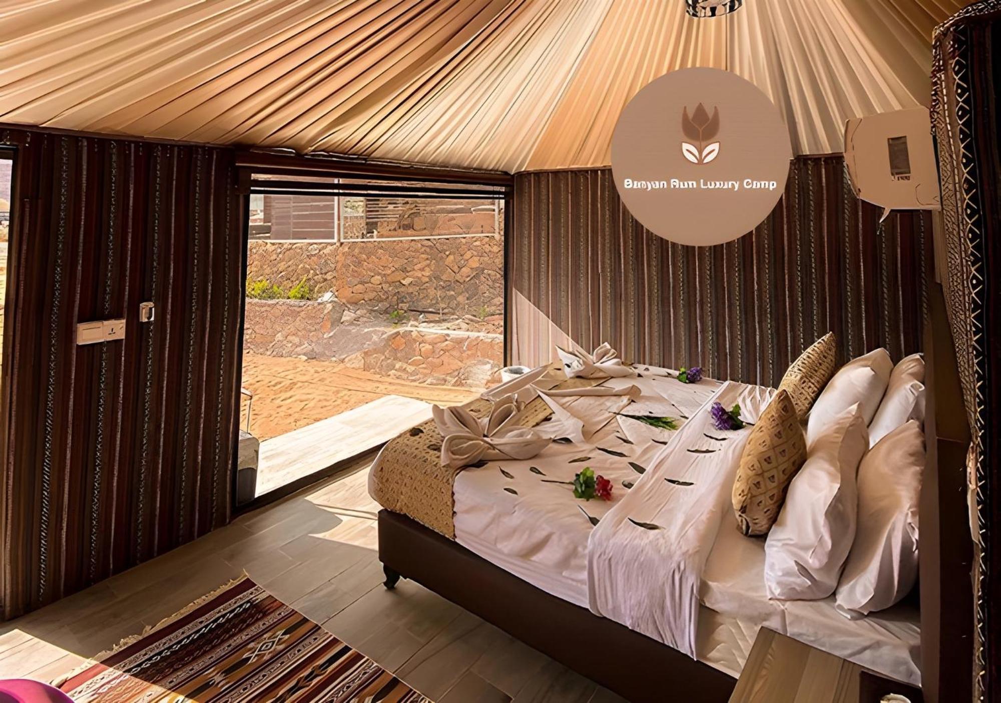 Banyan Luxury Rum Camp Wadi Rum Esterno foto
